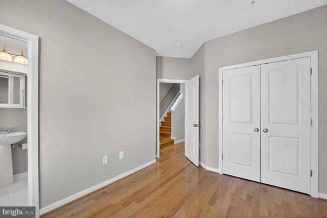 Building Photo - 930 Pete Jones Way