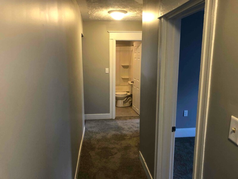 Building Photo - 527 Charles St