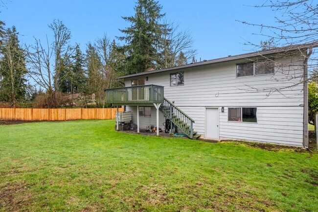 Building Photo - 3bd/1.75ba Mountlake Terrace Home
