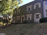 Building Photo - 806 Jefferson St