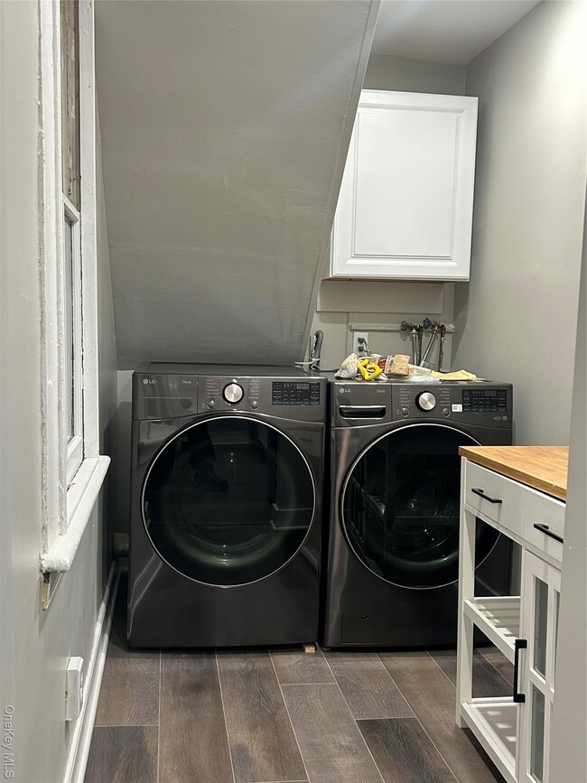 Building Photo - 134 N Liberty Dr