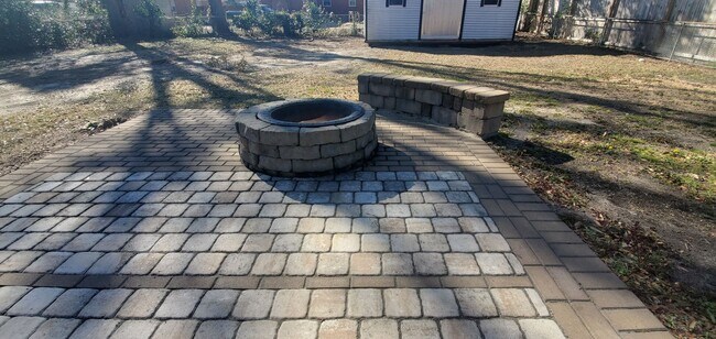 Building Photo - 2604 Aden Pl