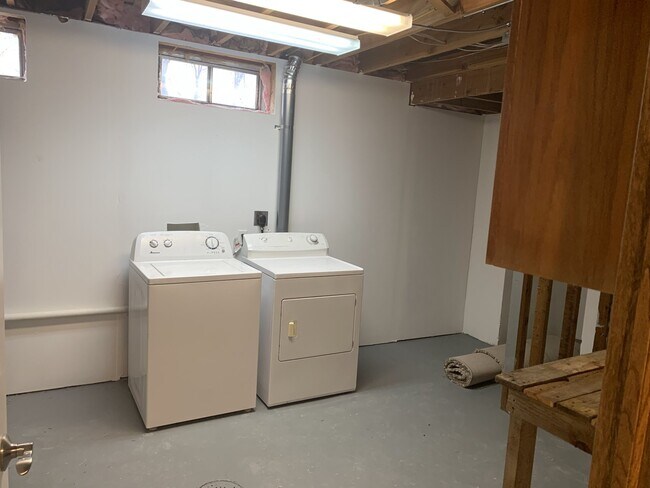 Building Photo - 1226 Cherry Pky