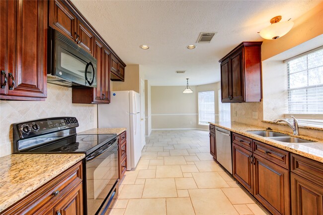 Building Photo - 4219 Margate Dr