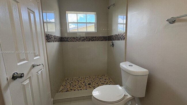 Building Photo - 251 N 68th Terrace