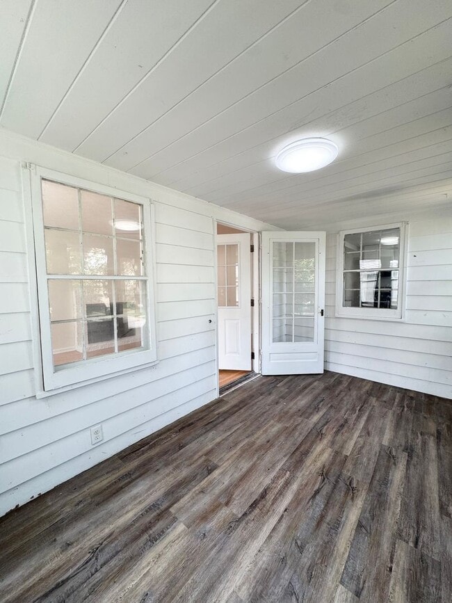 Building Photo - 2034 N 49th St