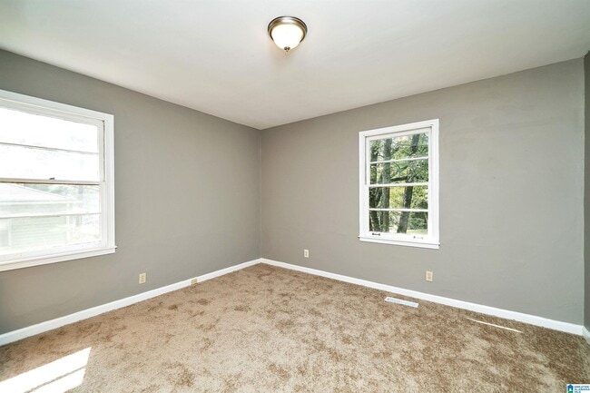 Building Photo - 312 Mignon Ave