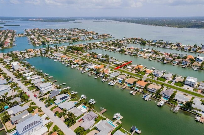 Building Photo - 11240 7th St E