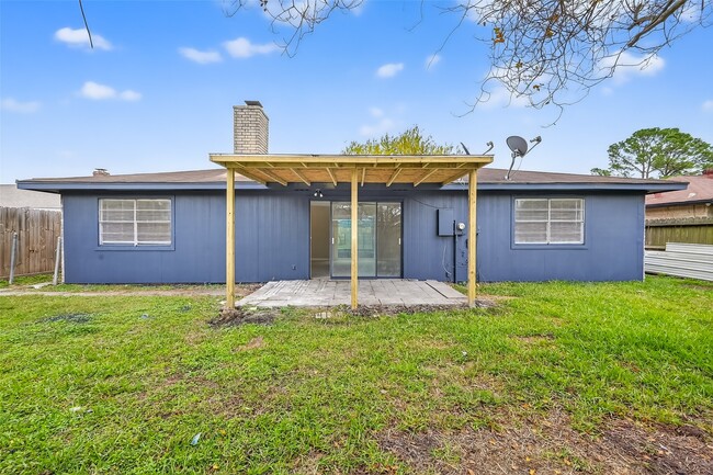 Building Photo - 10510 Overview Dr