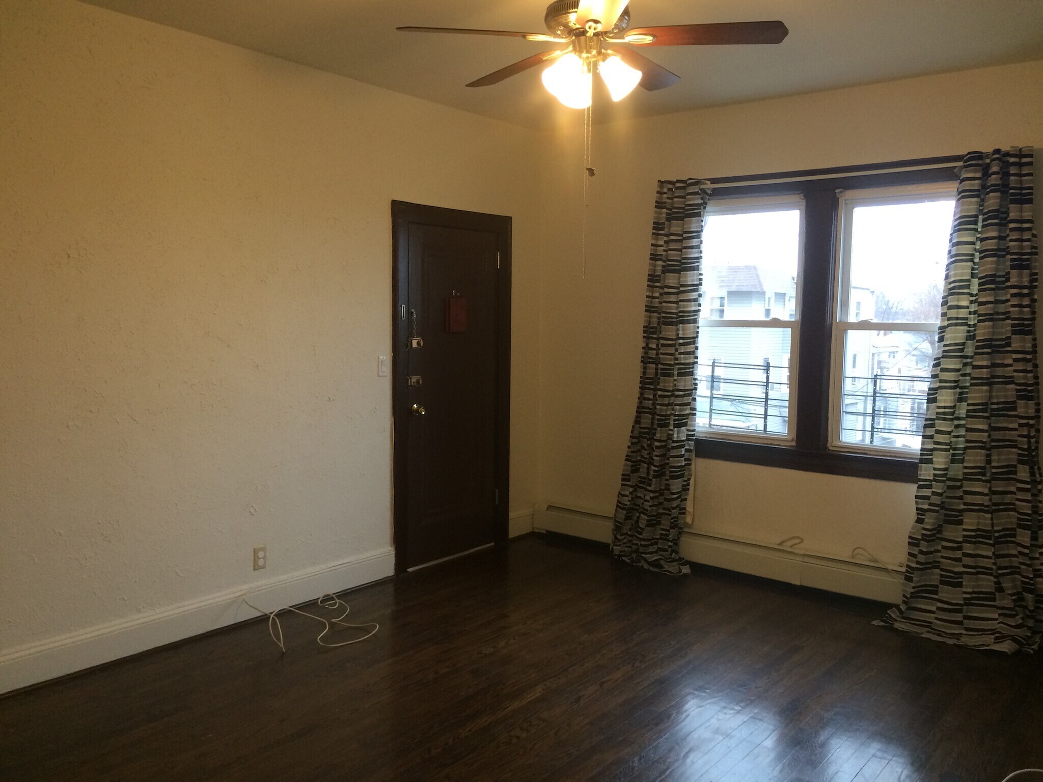 Building Photo - 86 Edgewood Ave