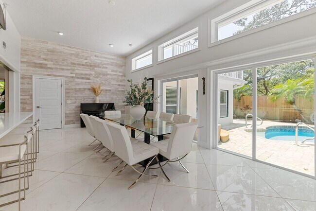 Building Photo - 501 Boating Club Rd