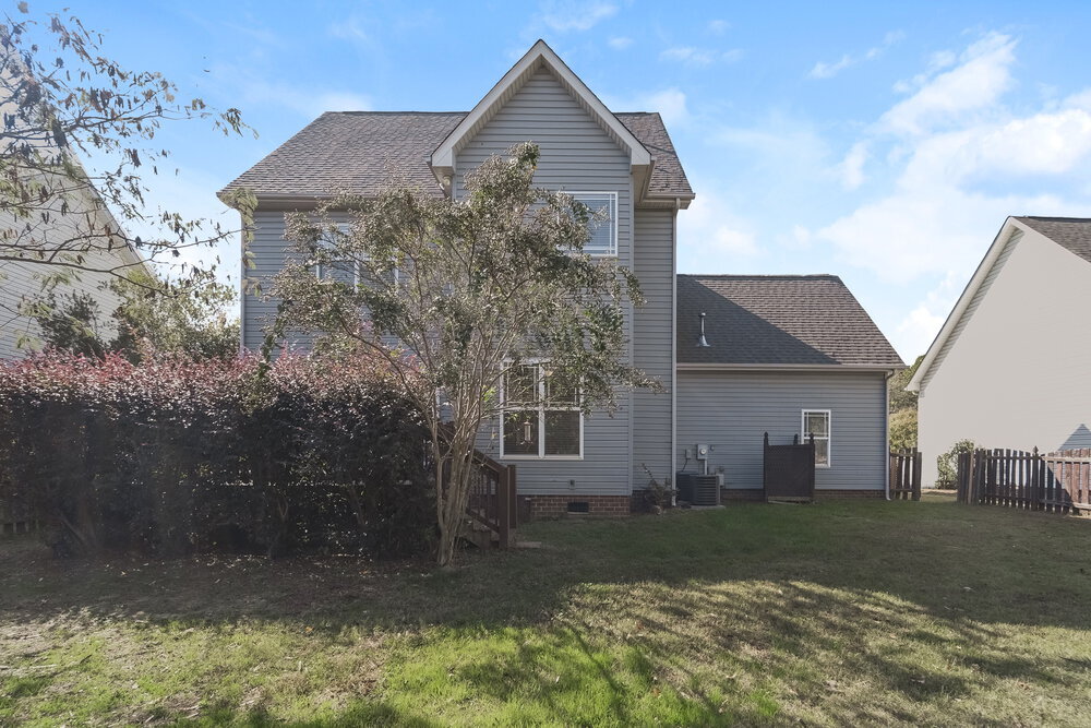 Building Photo - 8607 Castle Cliff Dr