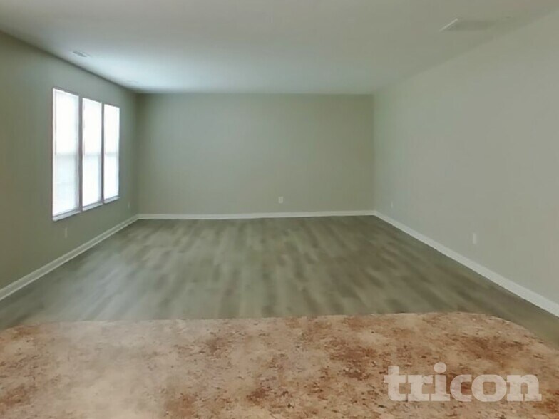 Building Photo - 2524 Solidago Dr