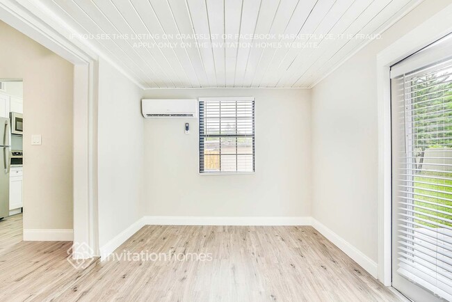 Building Photo - 6226 Dahlia Dr