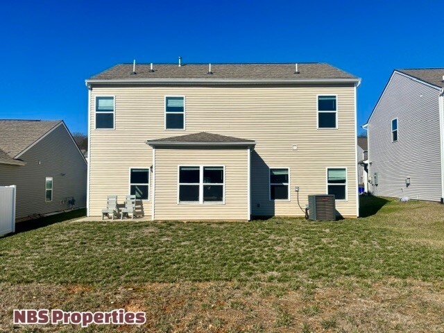 Building Photo - 12020 Spearmint Ln