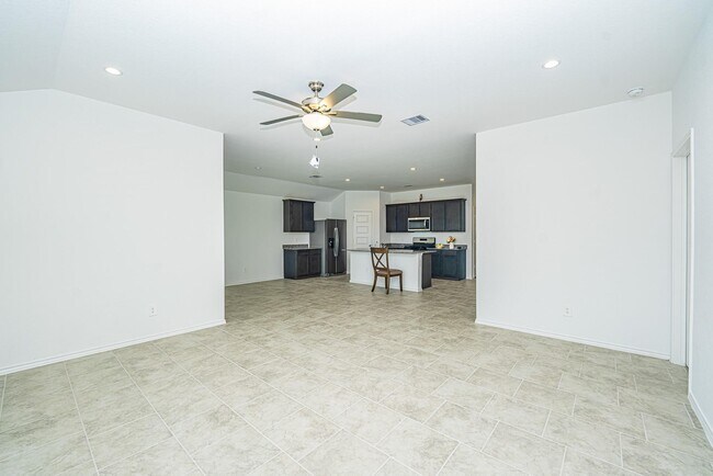 Building Photo - 1118 Appaloosa Ln