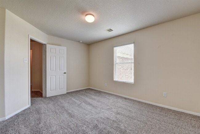 Building Photo - 3223 Zephyr Glen Way