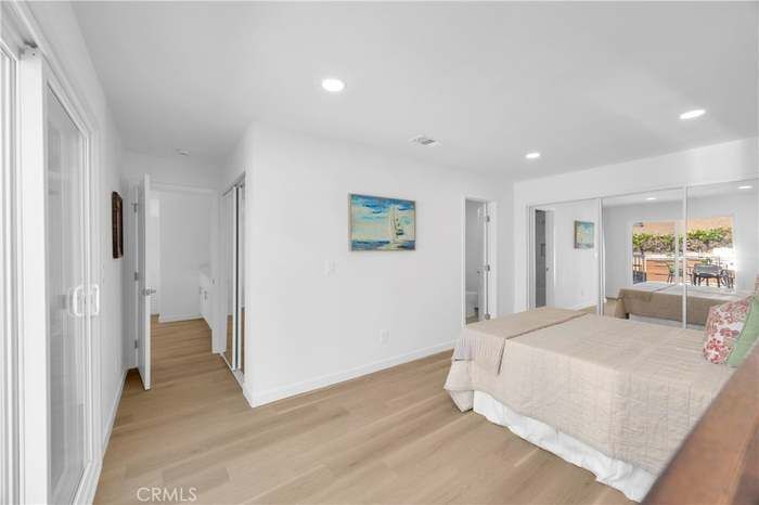 Building Photo - 8381 E Blithedale St