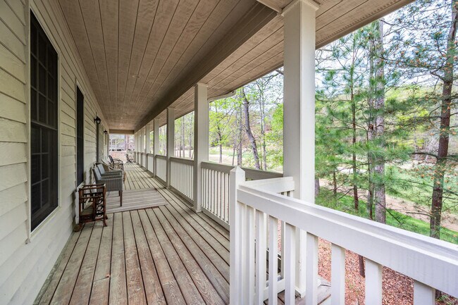 Building Photo - 11468 Club Dr