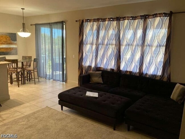 Building Photo - 2637 NW 1st St