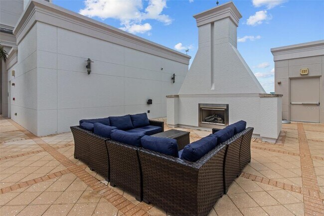 Building Photo - 331 Cleveland St