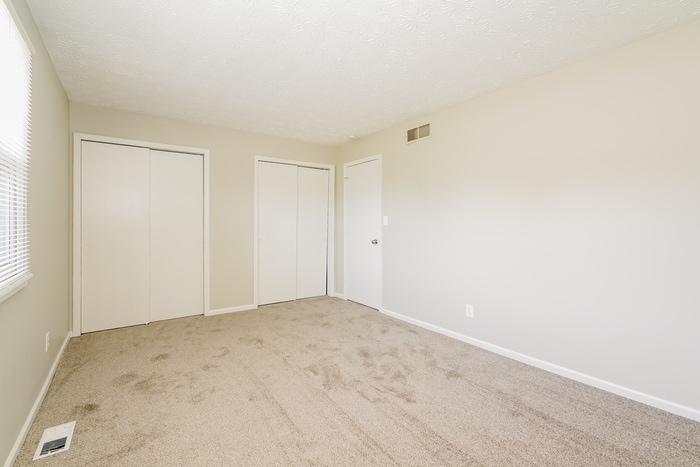 Building Photo - 801 N Peterman Rd