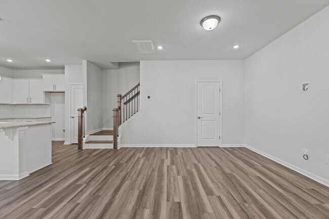 Building Photo - Gorgeous New Construction!  Updated Kitche...