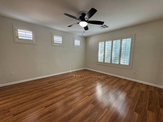 Building Photo - 3 BEDROOM 2.5 BATH HOME IN TRAMONTO COMMUNITY