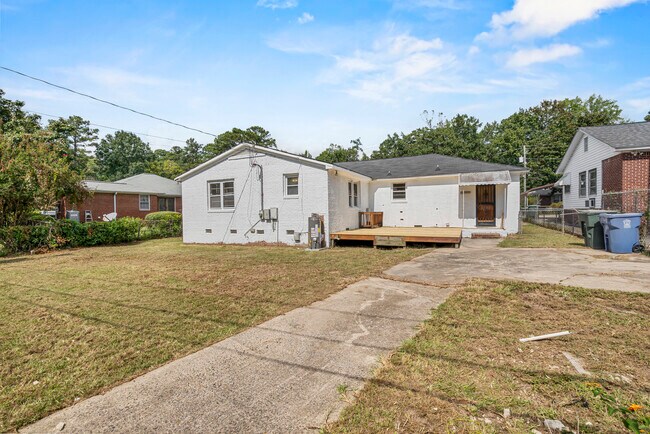 Building Photo - 72 Madera Dr