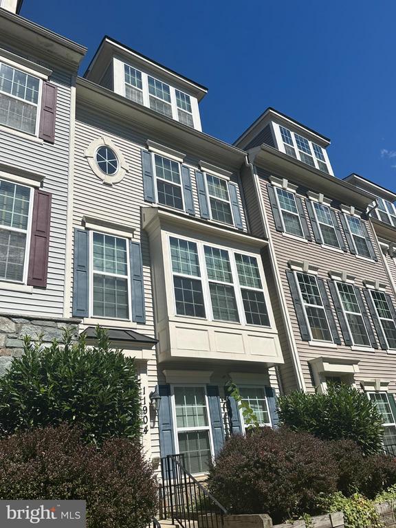 Building Photo - 11904 Weybridge Lane
