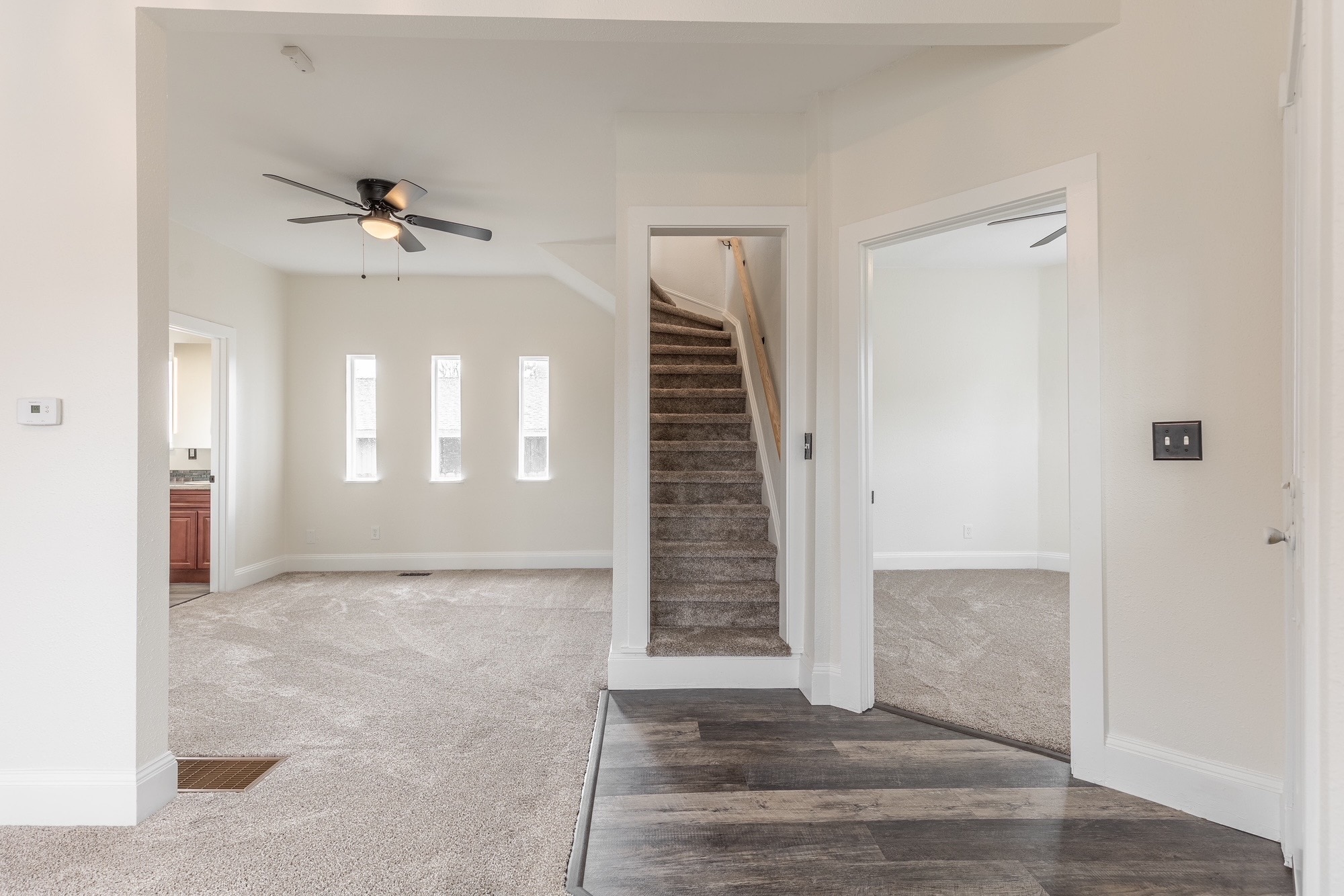 Building Photo - 1144 SE 85th Ave