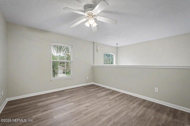 Building Photo - 133 Dragonfly Dr