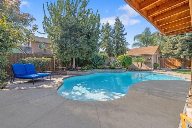 Building Photo - Updated 3BR Home with Pool, RV Parking & Solar in Shannon Ranch