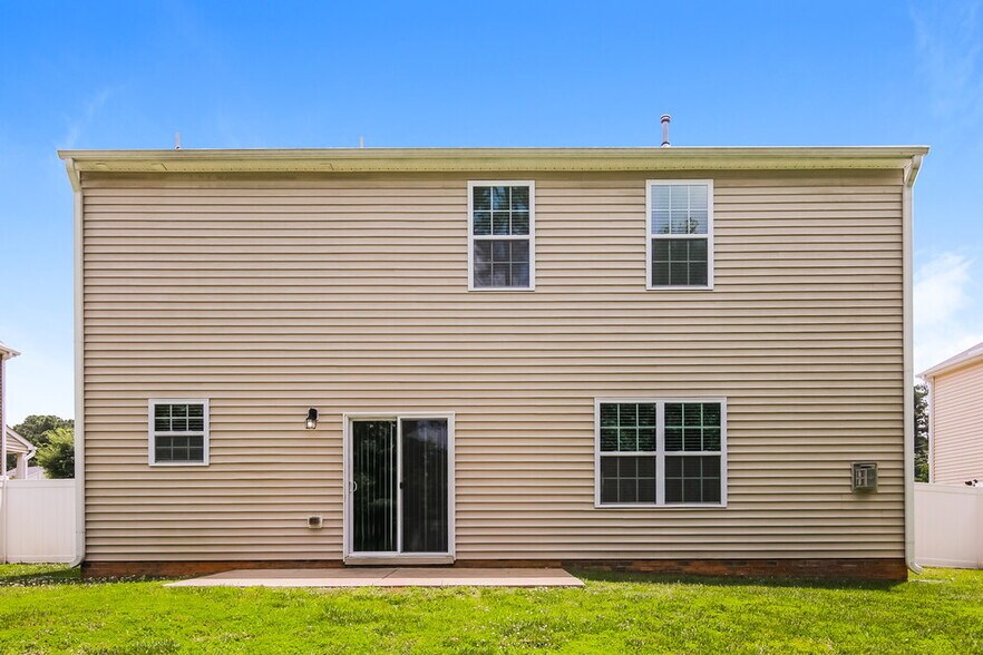 Building Photo - 117 Preakness Farm Dr