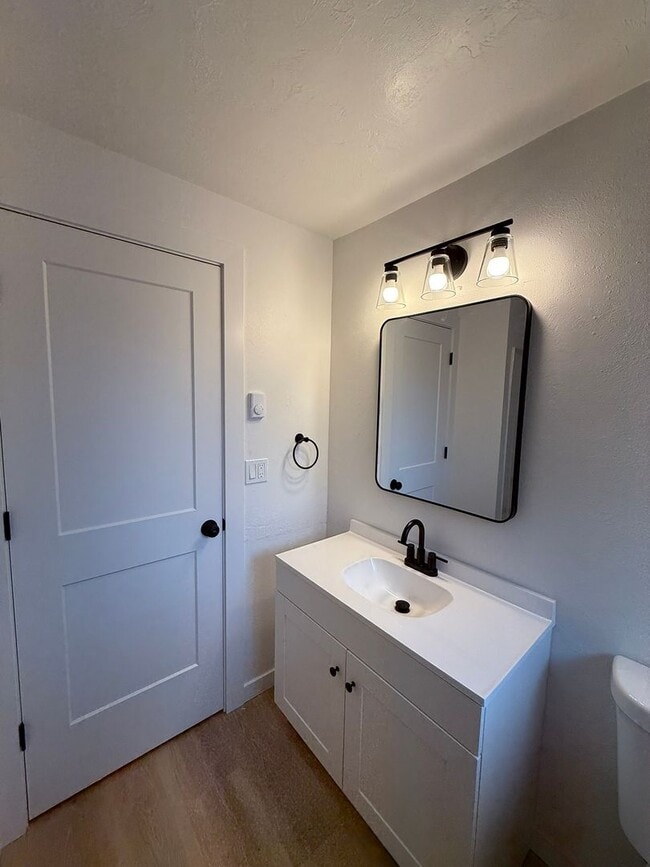 Building Photo - 4012so