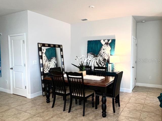 Building Photo - 8351 Greenway Ave