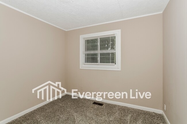 Building Photo - 8661 Neptune Dr