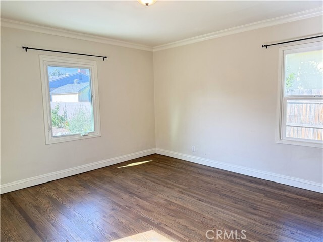 Building Photo - 215 S Mills Ave