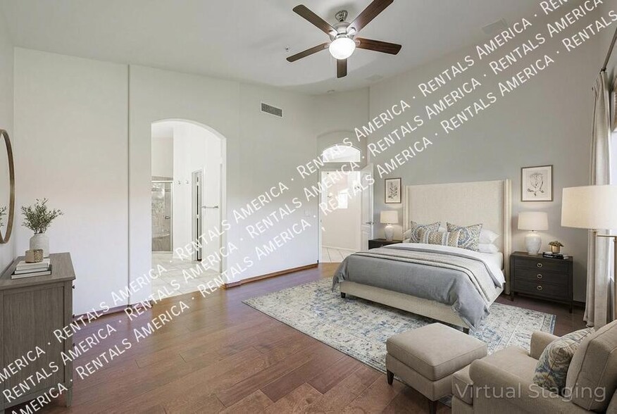 Building Photo - 10232 E Meadow Hill Dr