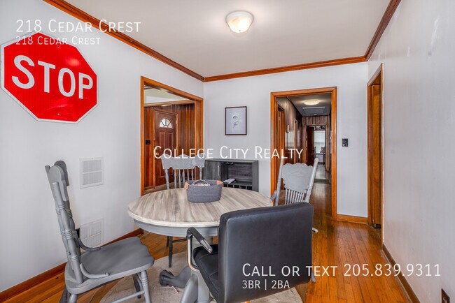 Building Photo - 218 Cedar Crest