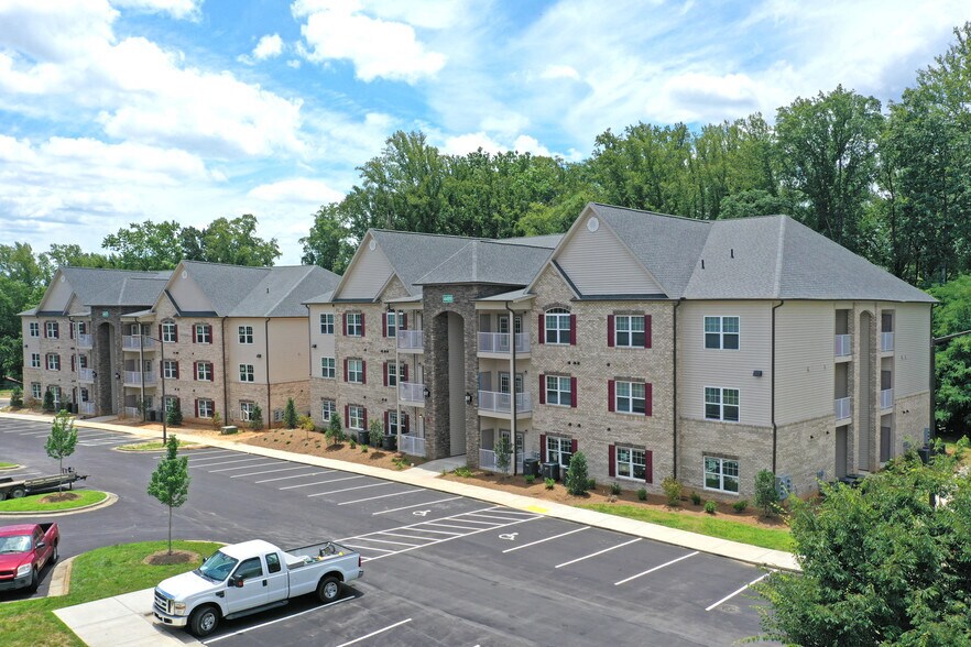Landon Creek Apartments - Greensboro Nc Apartment Finder