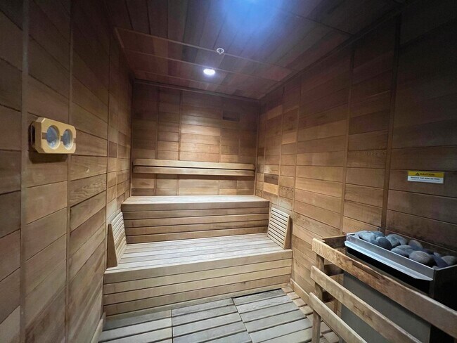 Building Photo - Luxury Studio Living at Anaha #303