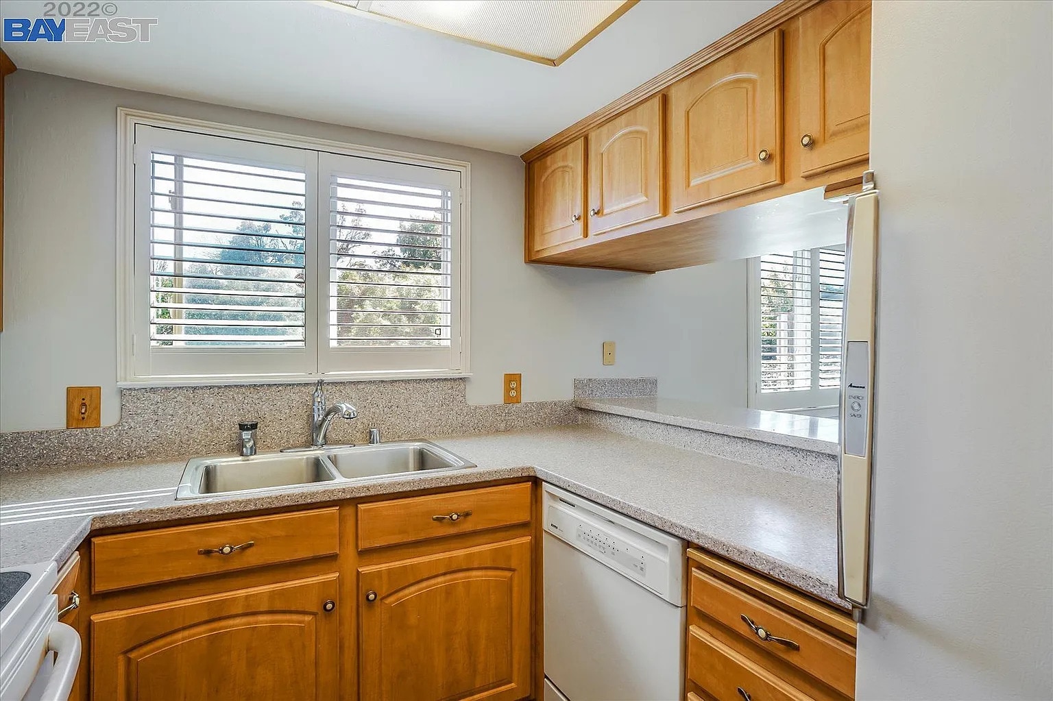 Building Photo - 2055 Sierra Rd