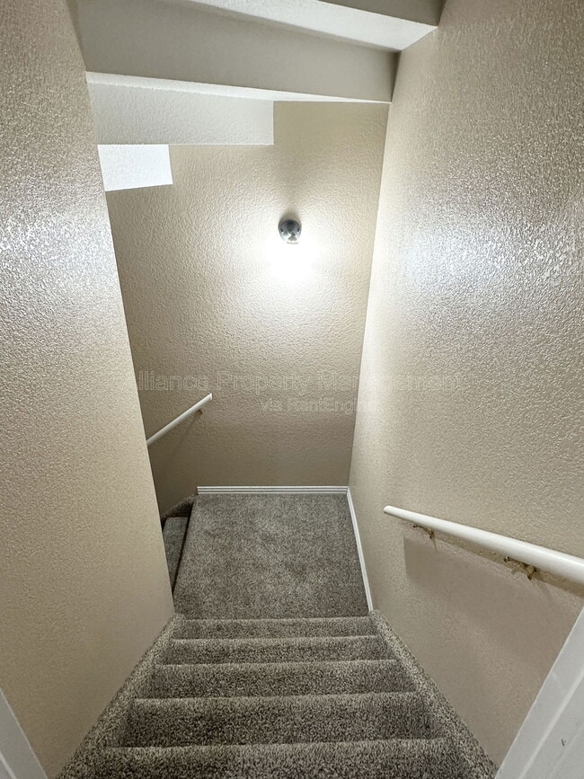 Building Photo - 4420 Cobbleskill Dr