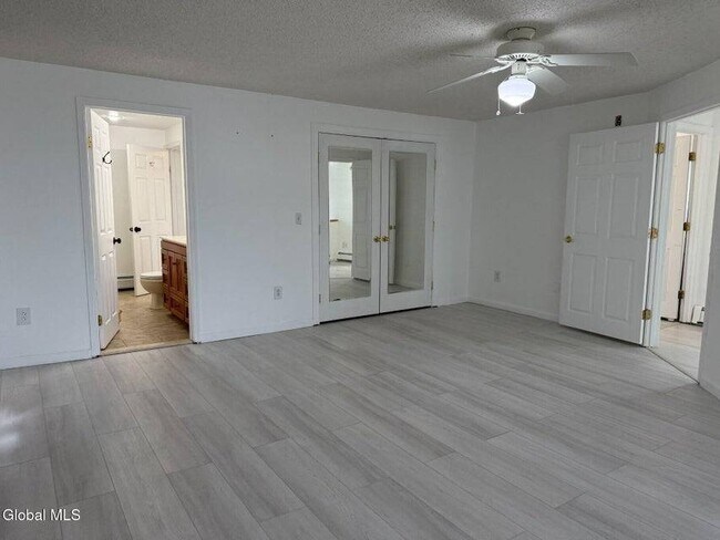 Building Photo - 27 McElwain Ave