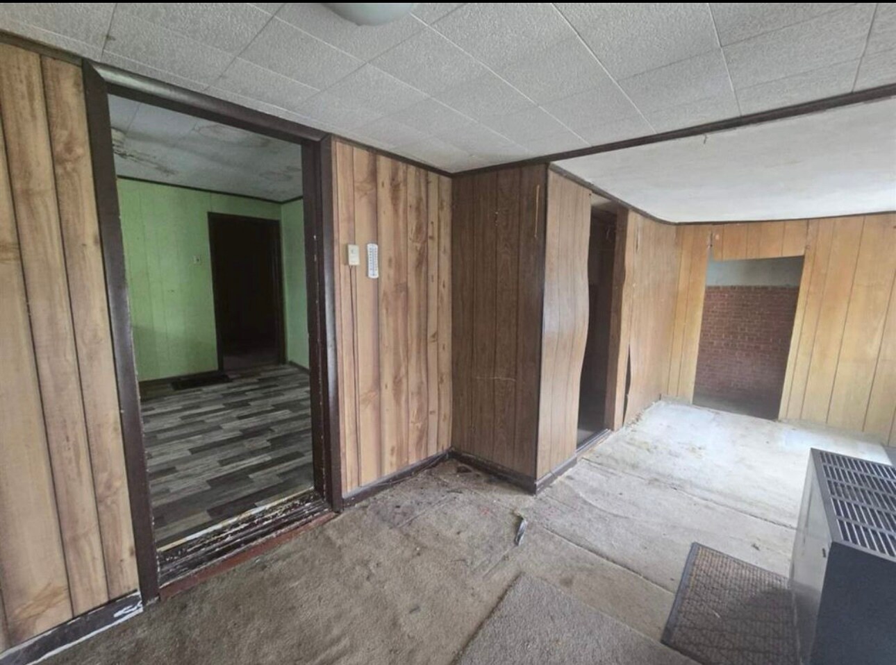 Building Photo - 542 S Wall St