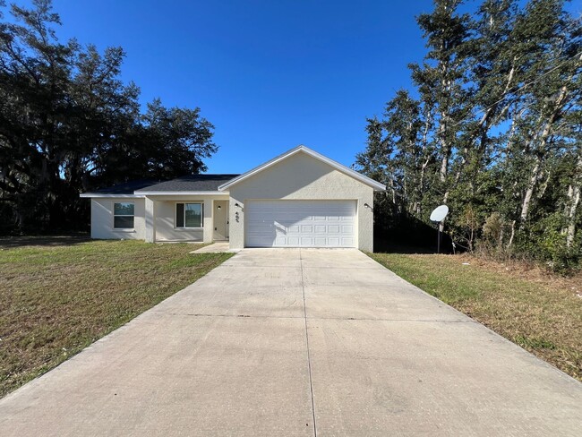 Building Photo - Awesome 3 BD/2BA Home in Beautiful Ocklawa...