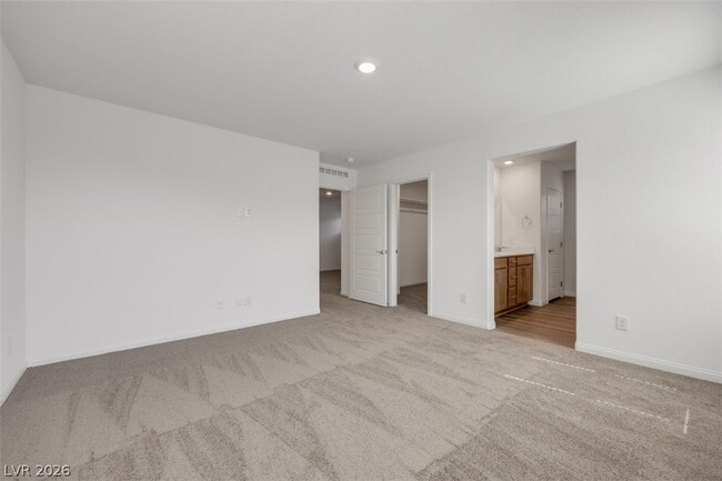 Building Photo - 3269 La Cura Ave