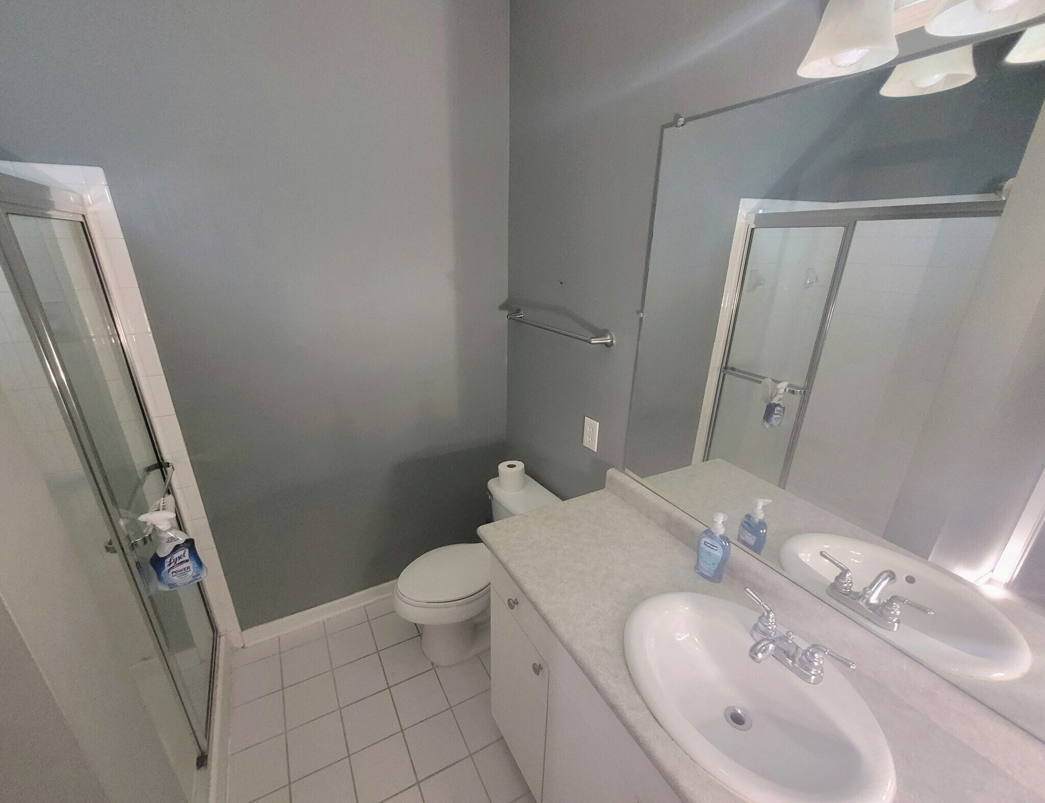 Bedroom 2 Bathroom - 2223 Egret Crest Ln