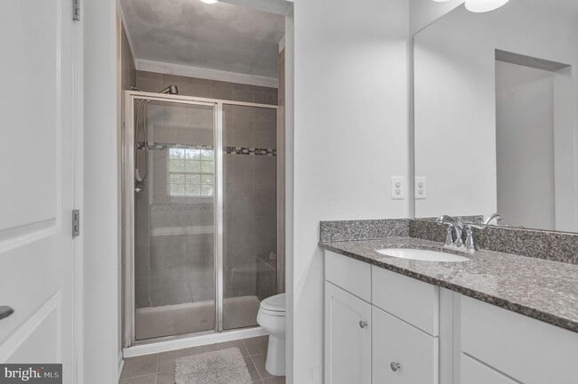 Building Photo - 8633 Rosecrans Ln